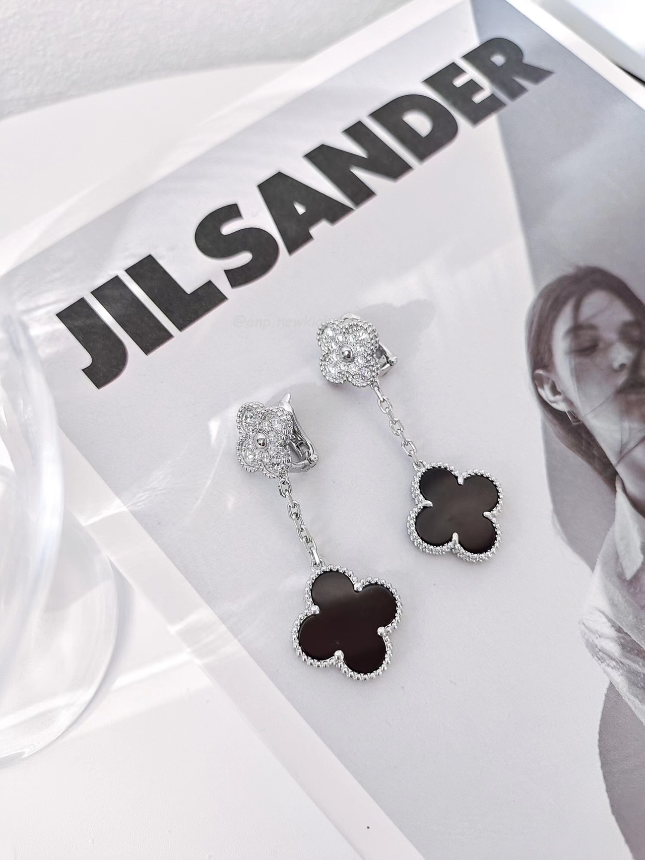 Van Cleef Arpels Magic Alhambra Earrings 2 Motifs 18k White Gold (3) - www.newkick.vip